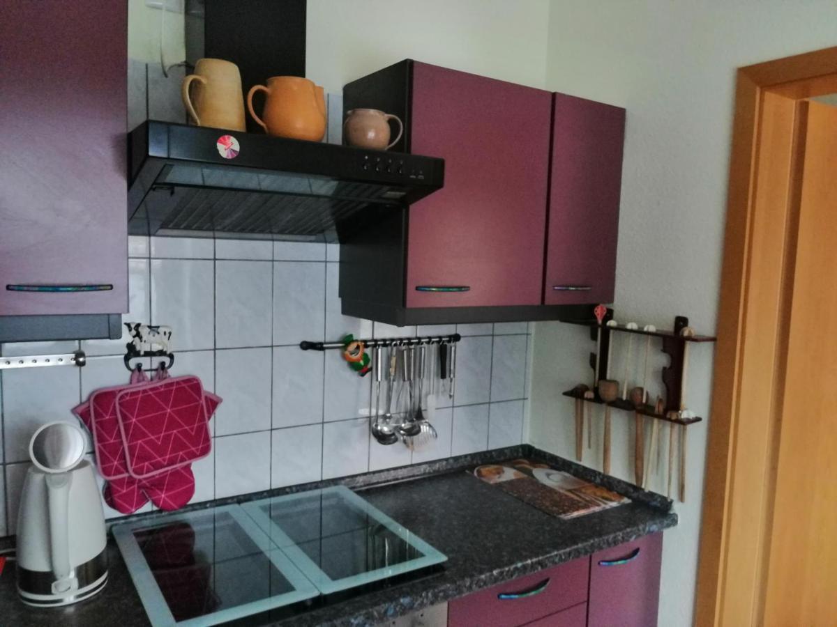 Frauendorf Ruhe Und Bequemlichkeitアパートメント エクステリア 写真